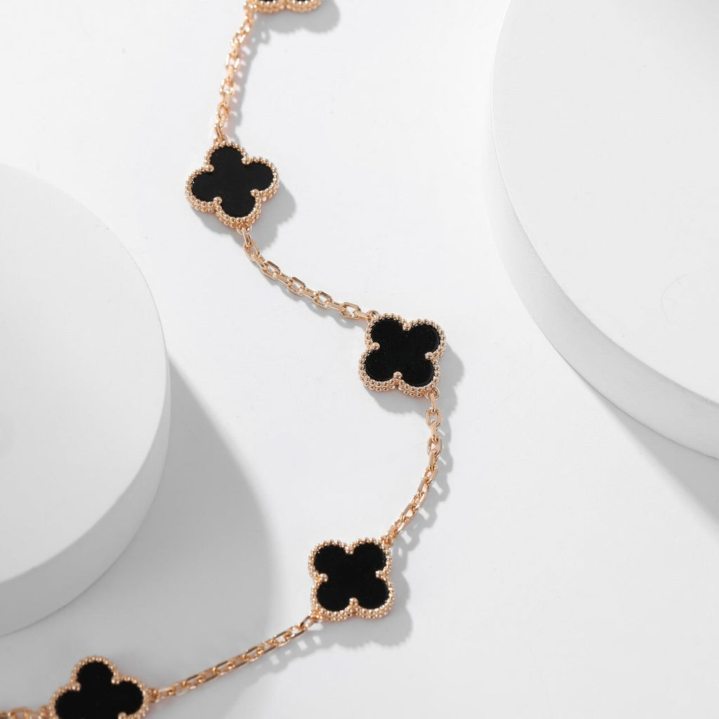 ¡®Glow¡¯CLOVER 10 MOTIFS ONYX NECKLACE
