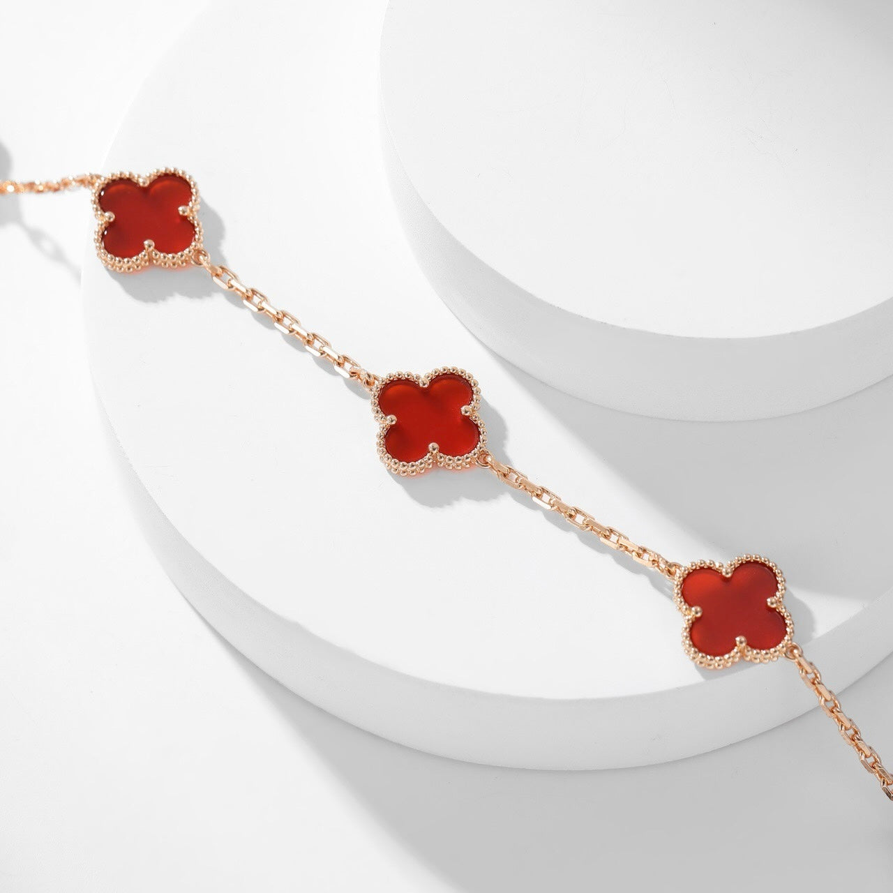 ¡®Glow¡¯CLOVER 10 MOTIFS CARNELIAN NECKLACE