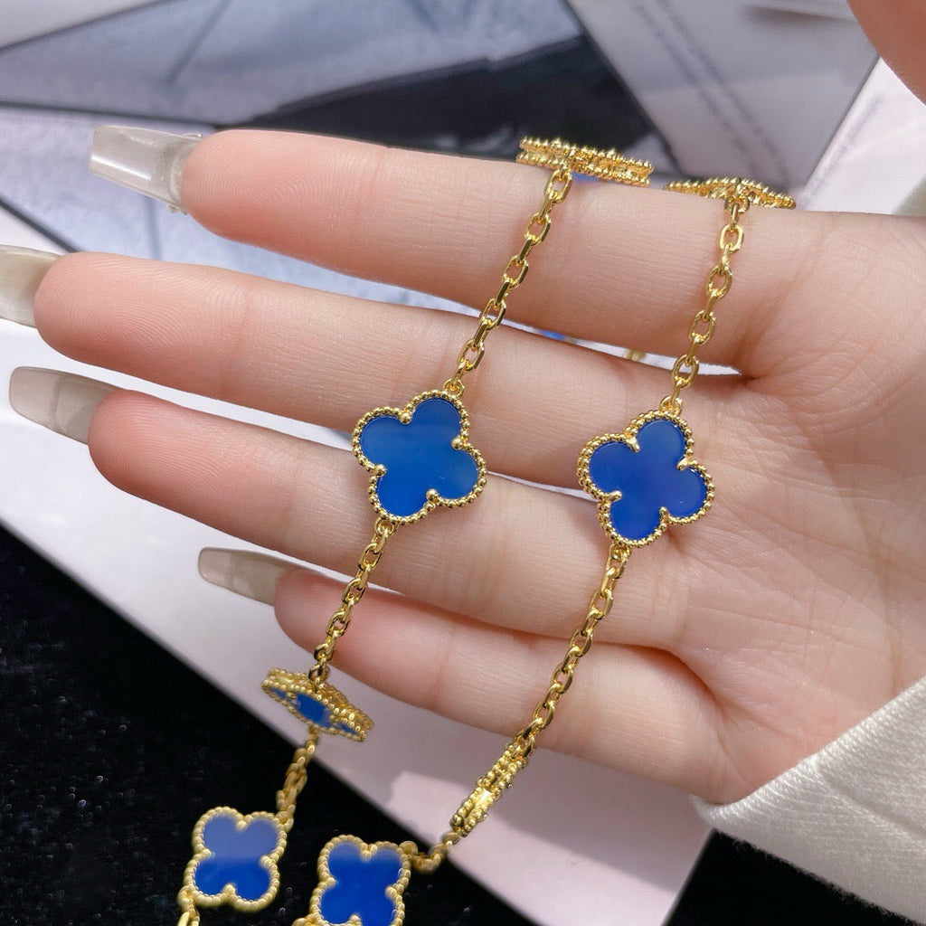 ¡®Glow¡¯CLOVER 10 MOTIFS BLUE AGATE NECKLACE