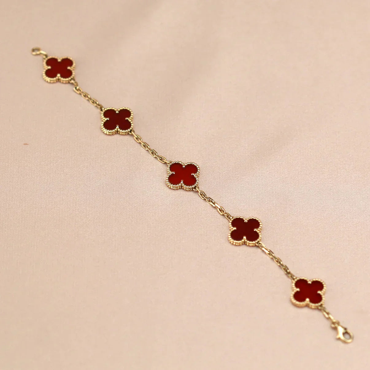 [Glow]New  CLOVER 5 MOTIF RED CORNELIAN BRACELET COLLECTION