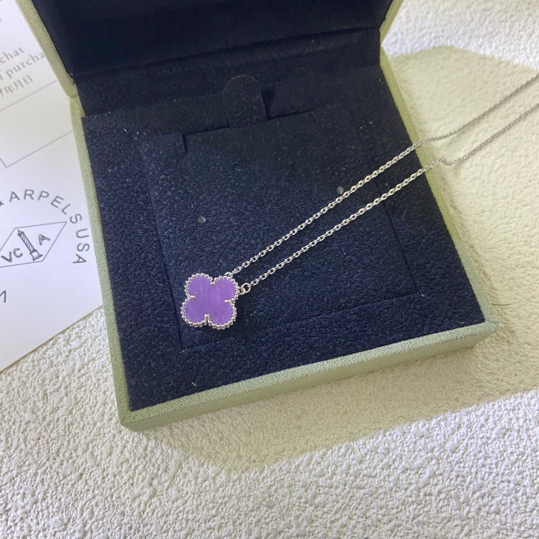 GlowCLOVER 15MM  PURPLE VIOLET NECKLACE