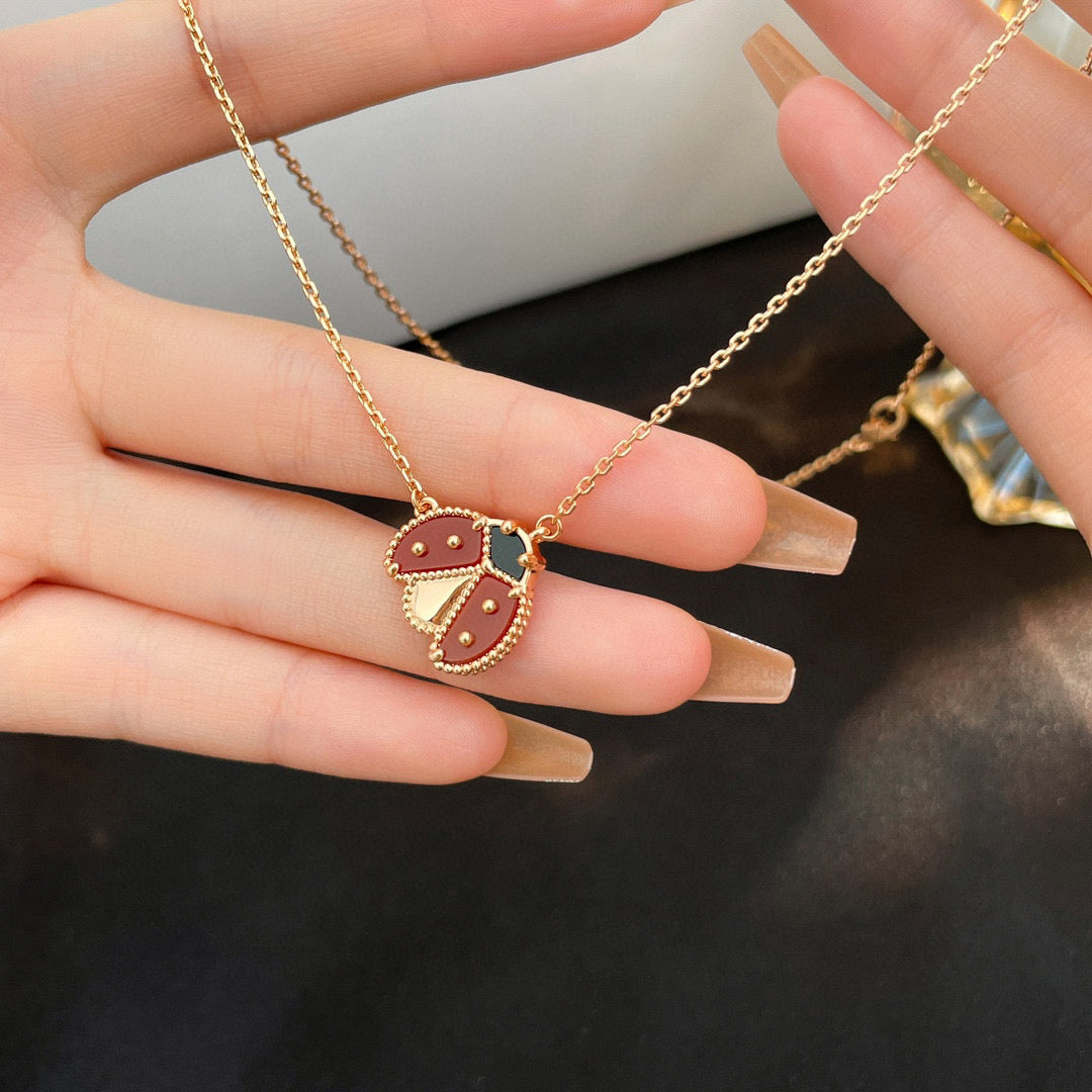 ¡®Glow¡¯LUCKY  CARNELIANS LADYBUG NECKLACE