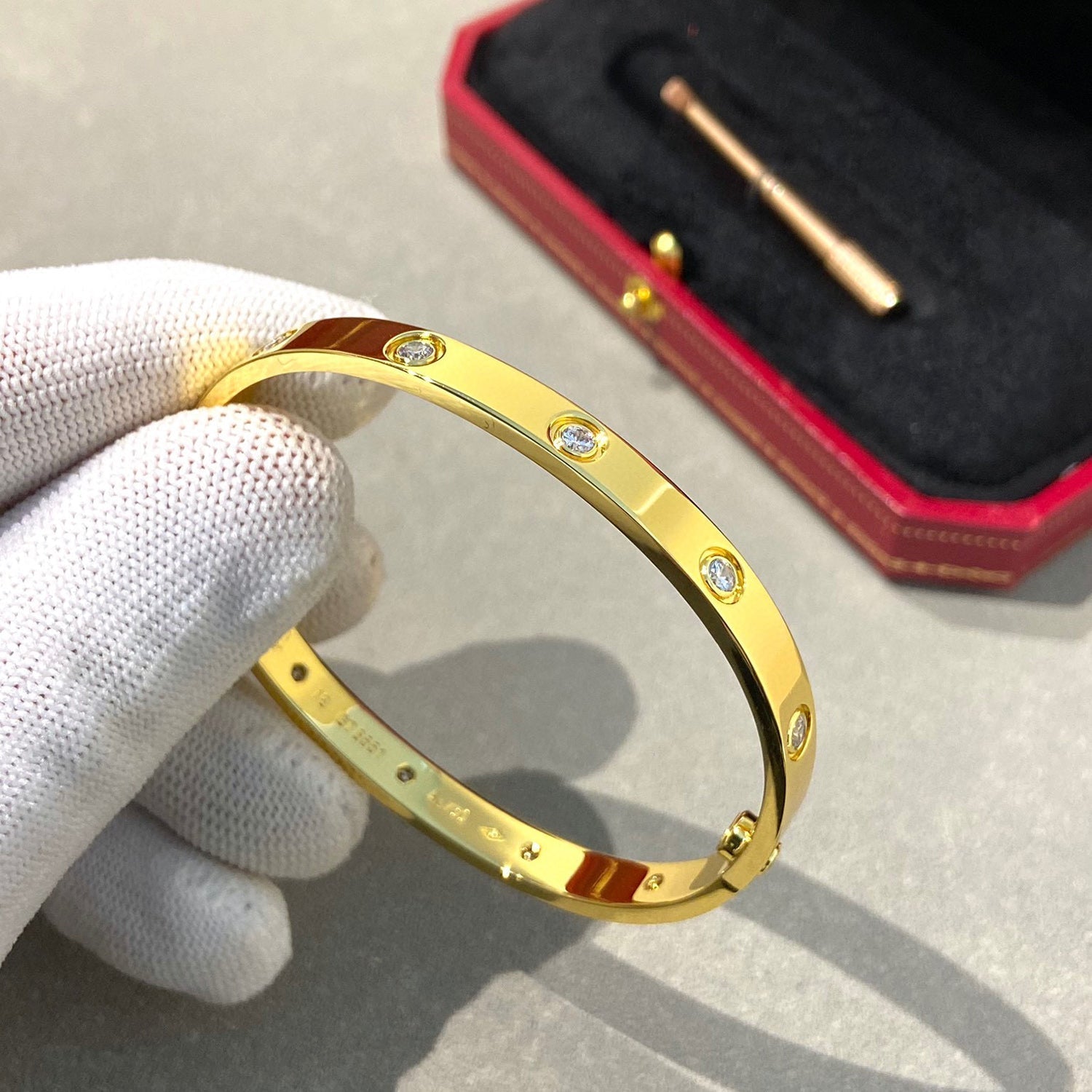 GlowLOVE BRACELET 6.1MM 10 DIAMONDS