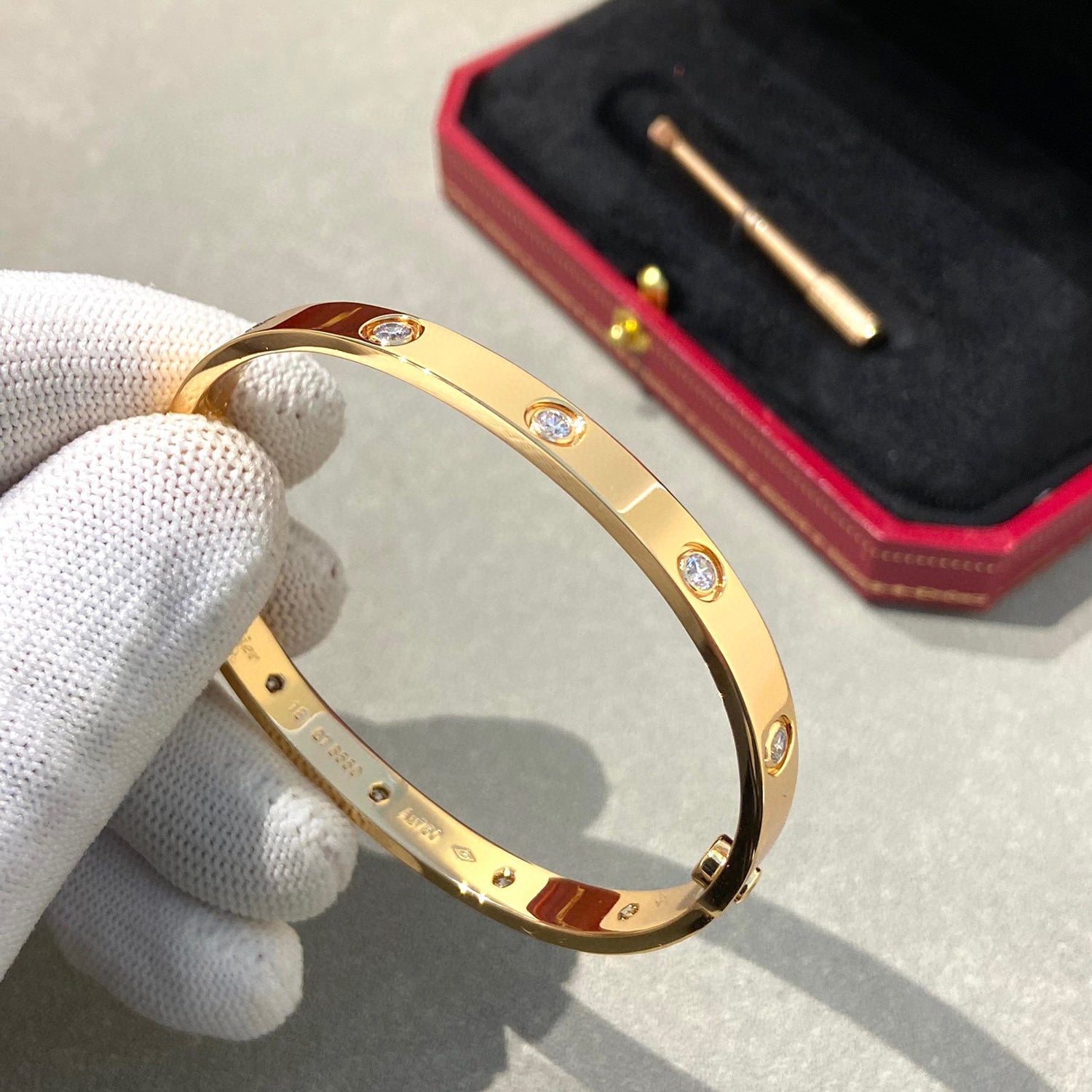 GlowLOVE BRACELET 6.1MM 10 DIAMONDS