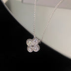 ¡®Glow¡¯CLOVER 15MM DIAMOND SINGLE FLOWER NECKLACE