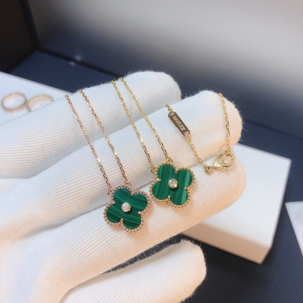 ¡®Glow¡¯CLOVER 15MM DIAMOND TURQUOISE NECKLACE