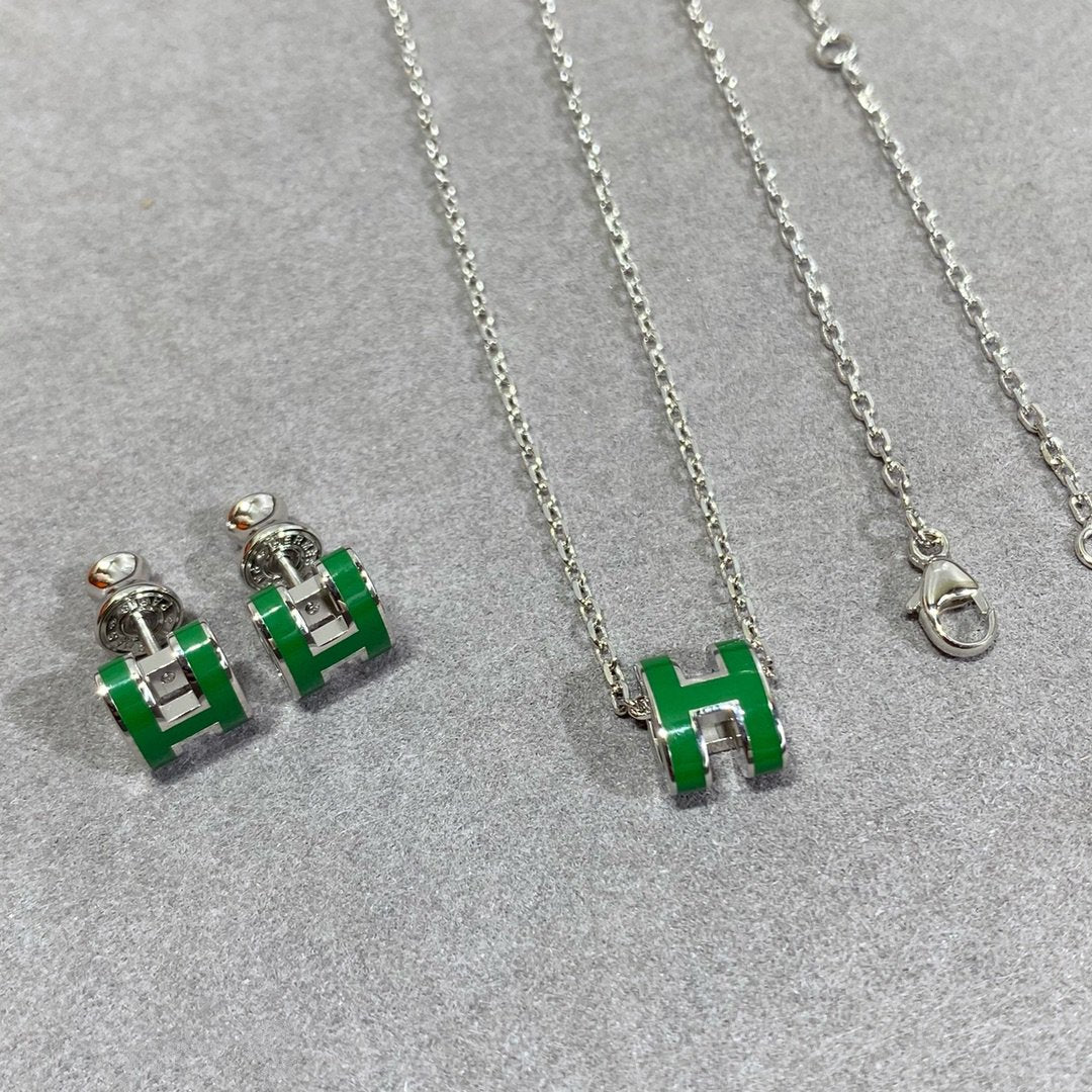 GlowPOP H GREEN NECKLACE SILVER AND GOLD