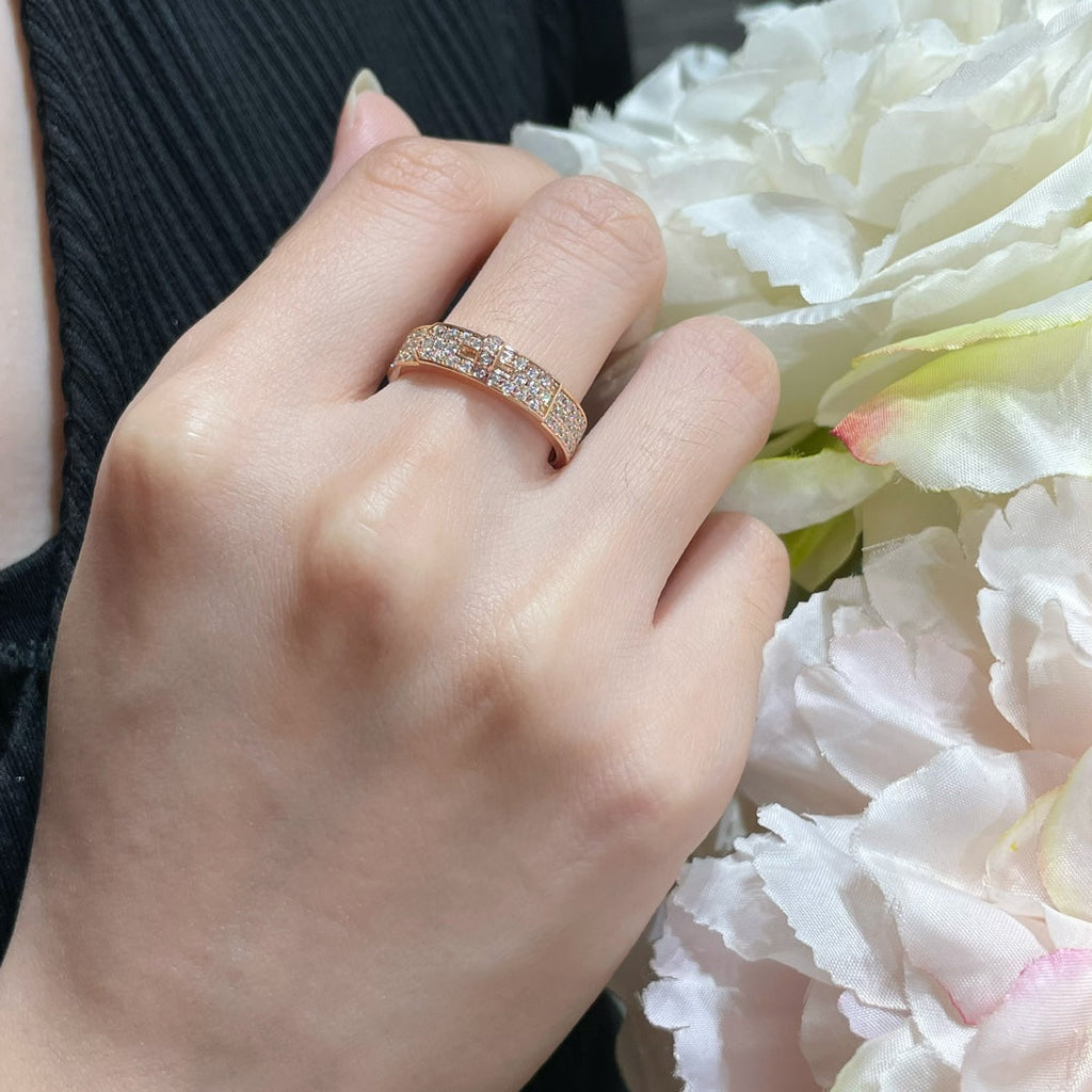 GlowKELLY PINK GOLD DIAMOND RING