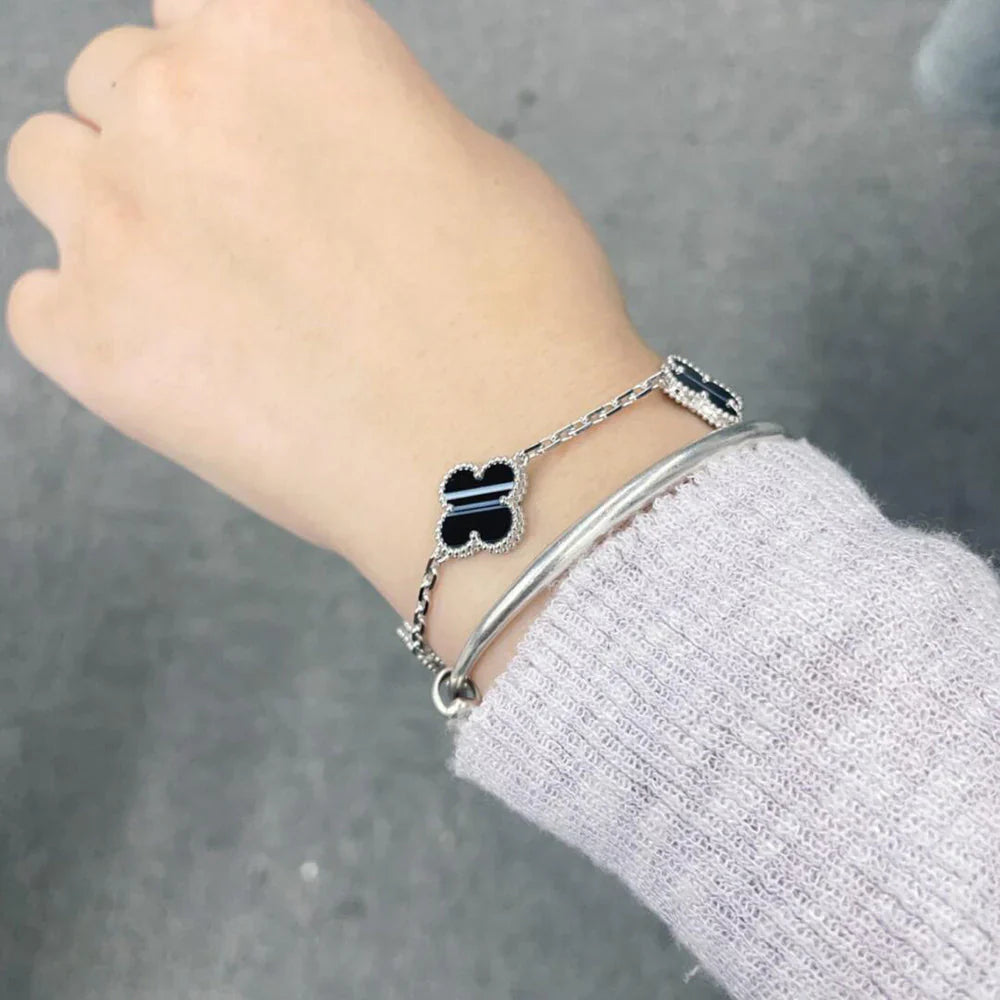 [Glow Jewelry] CLOVER 5 MOTIF PULSAR STONE BRACELET COLLECTION