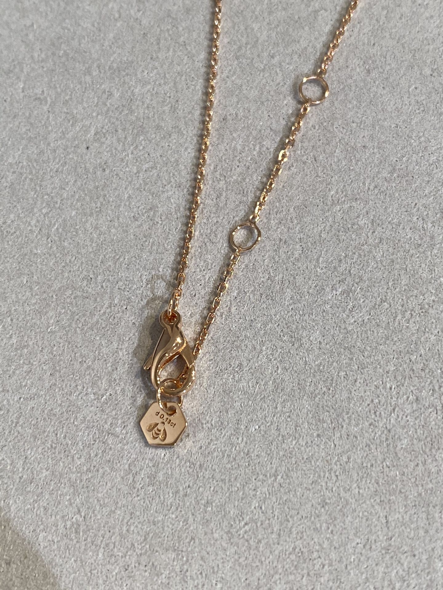 GlowBEE LOVE DIAMOND NECKLACE