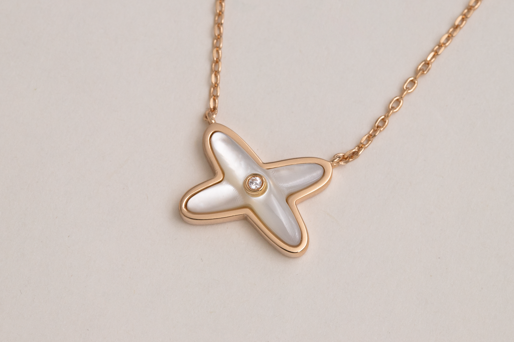 GlowJEUX DE NECKLACE 1 DIAMOND