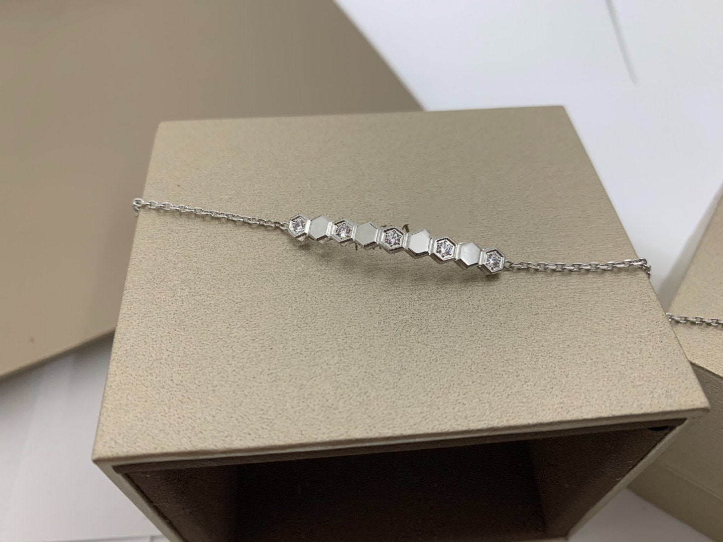 GlowBEE LOVE BRACELET DIAMOND