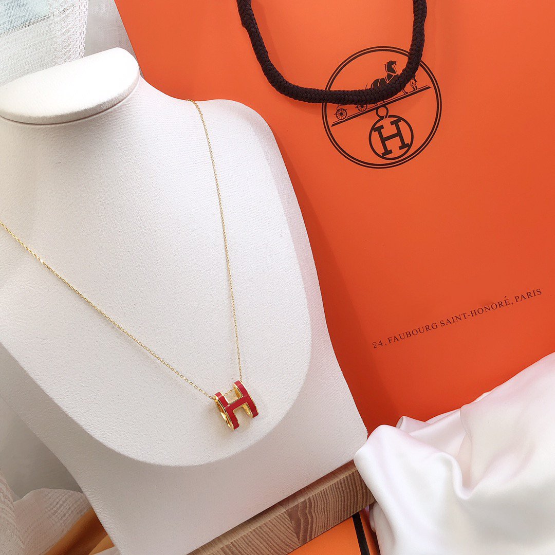 GlowHM CLIC RED ENAMEL GOLD NECKLACE