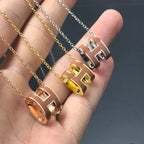 GlowH NECKLACE BROWN