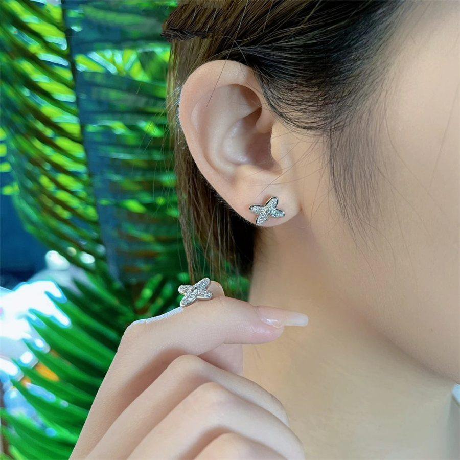 GlowJEUX DE SILVER DIAMOND EARRINGS