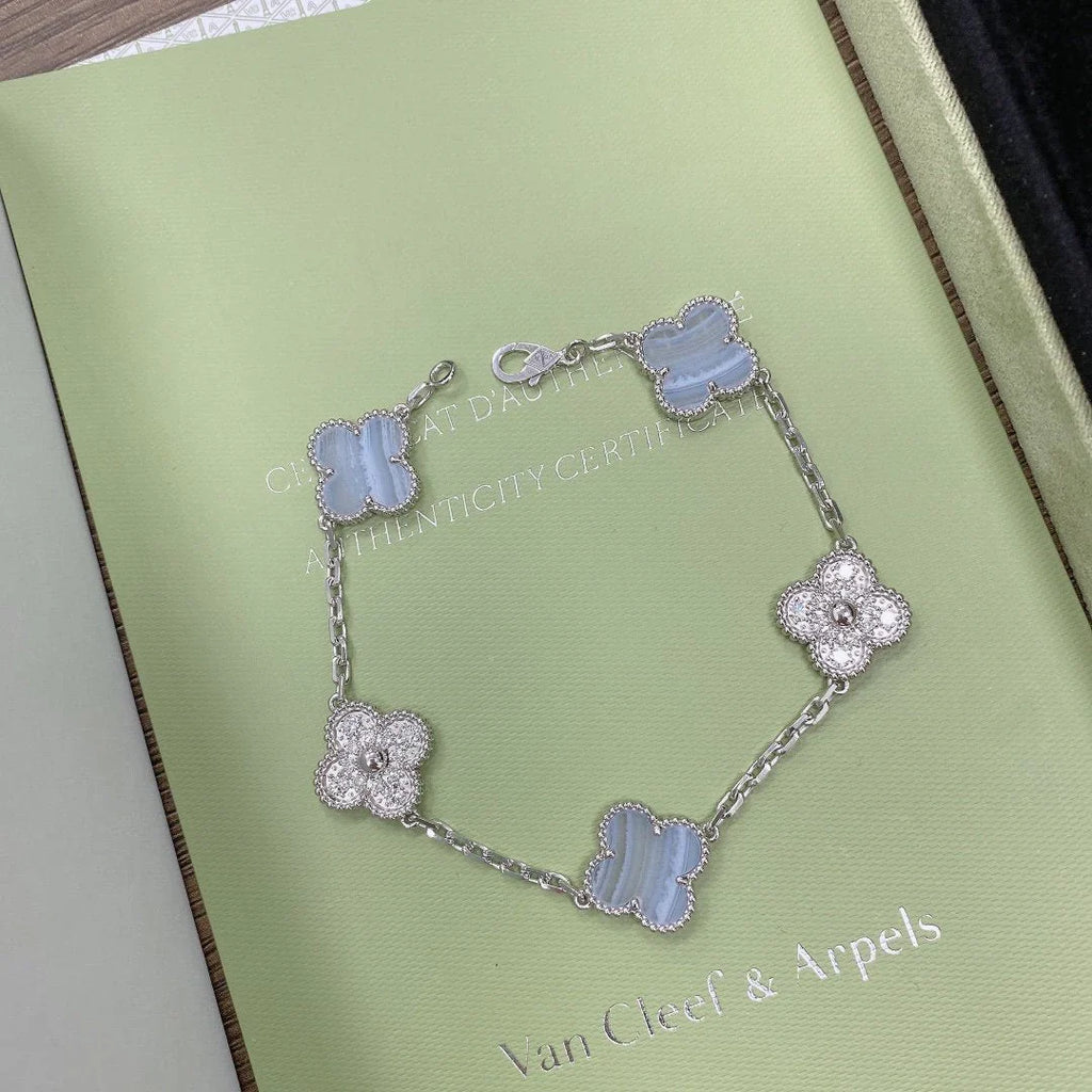 [Glow Jewelry] CLOVER 5 MOTIF PURPLE CHALCEDONY BRACELET COLLECTION