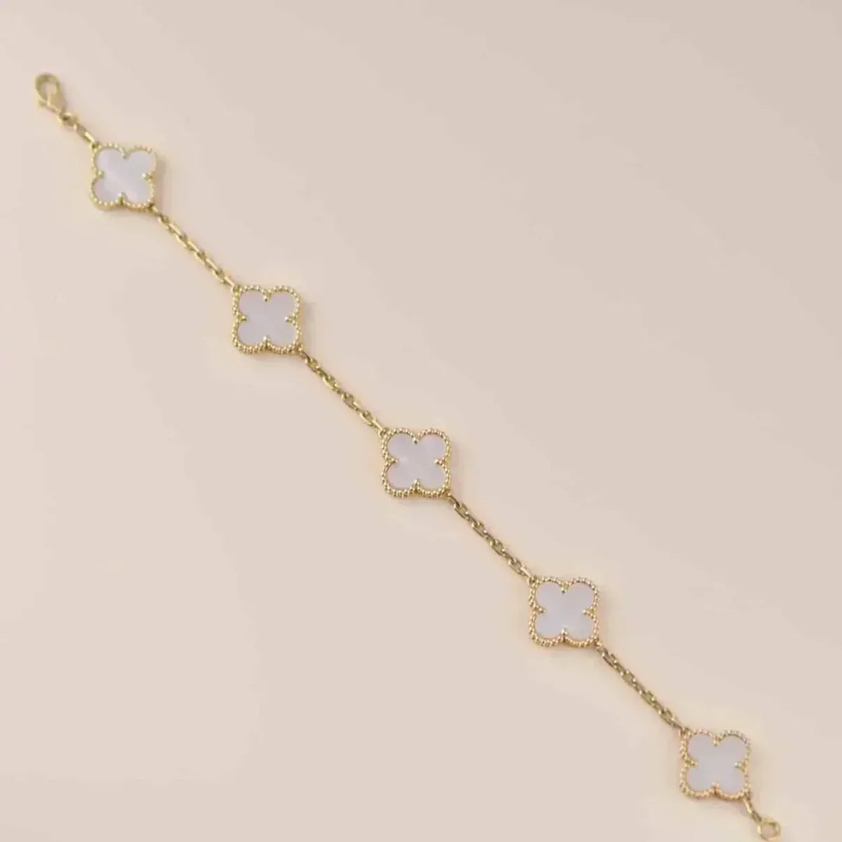[Glow]New CLOVER WHITE PEARL MOP 5 MOTIF BRACELET COLLECTION