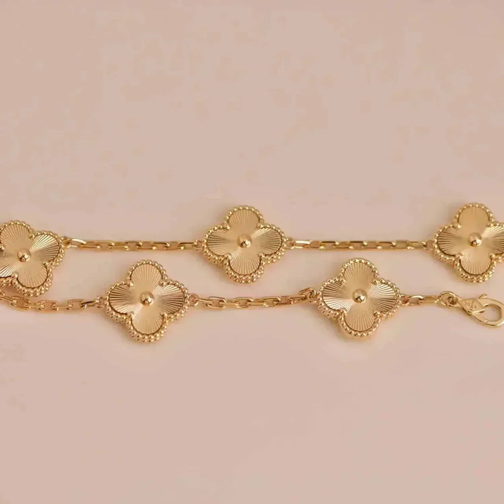 [Glow]New  CLOVER 5 MOTIF LASER BRACELET COLLECTION