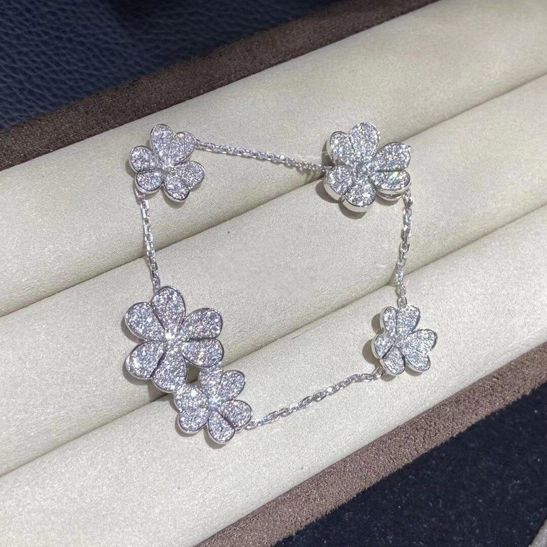¡®Glow¡¯FRIVOLE SILVER 5 FLOWERS BRACELET