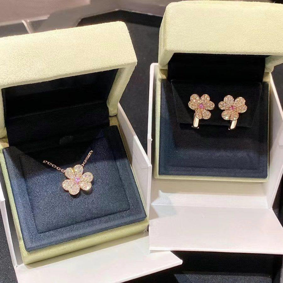 ¡®Glow¡¯FRIVOLE PINK GOLD FLOWER DIAMOND EARRINGS