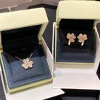 ¡®Glow¡¯FRIVOLE ROSE GOLD FLOWER DIAMOND NECKLACE