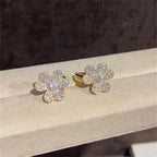 ¡®Glow¡¯FRIVOLE GOLD FLOWER DIAMOND EARRINGS