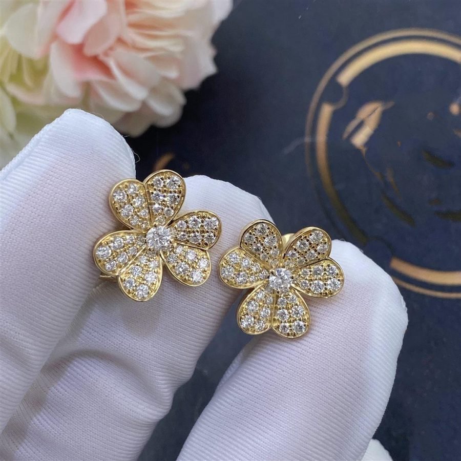¡®Glow¡¯FRIVOLE GOLD FLOWER DIAMOND EARRINGS