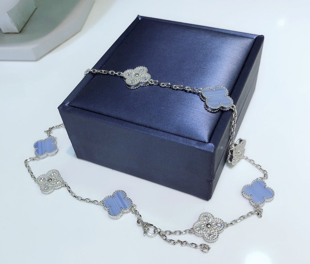 ¡®Glow¡¯CLOVER 10 MOTIFS CHALCEDONY DIAMONDS SILVER NECKLACE