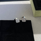 ¡®Glow¡¯CLOVER MINI DIAMOND STUD EARRINGS